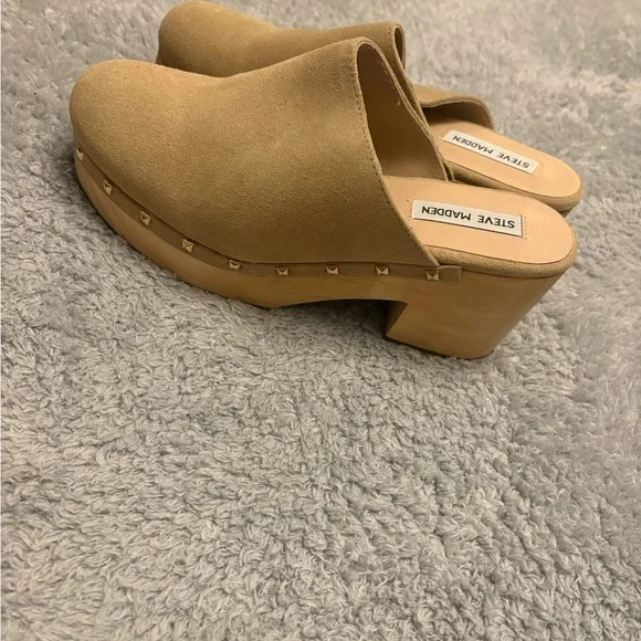 SOLD - Picture 6 of 8